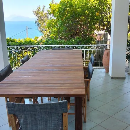 Pachino Vakantiehuis Frikes